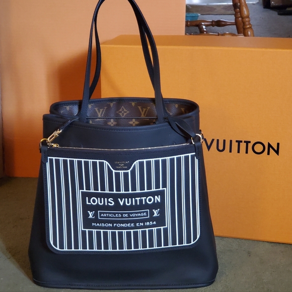 LV Neverfull MM Empreinte Noir Tote Bag - Picture 11 of 16